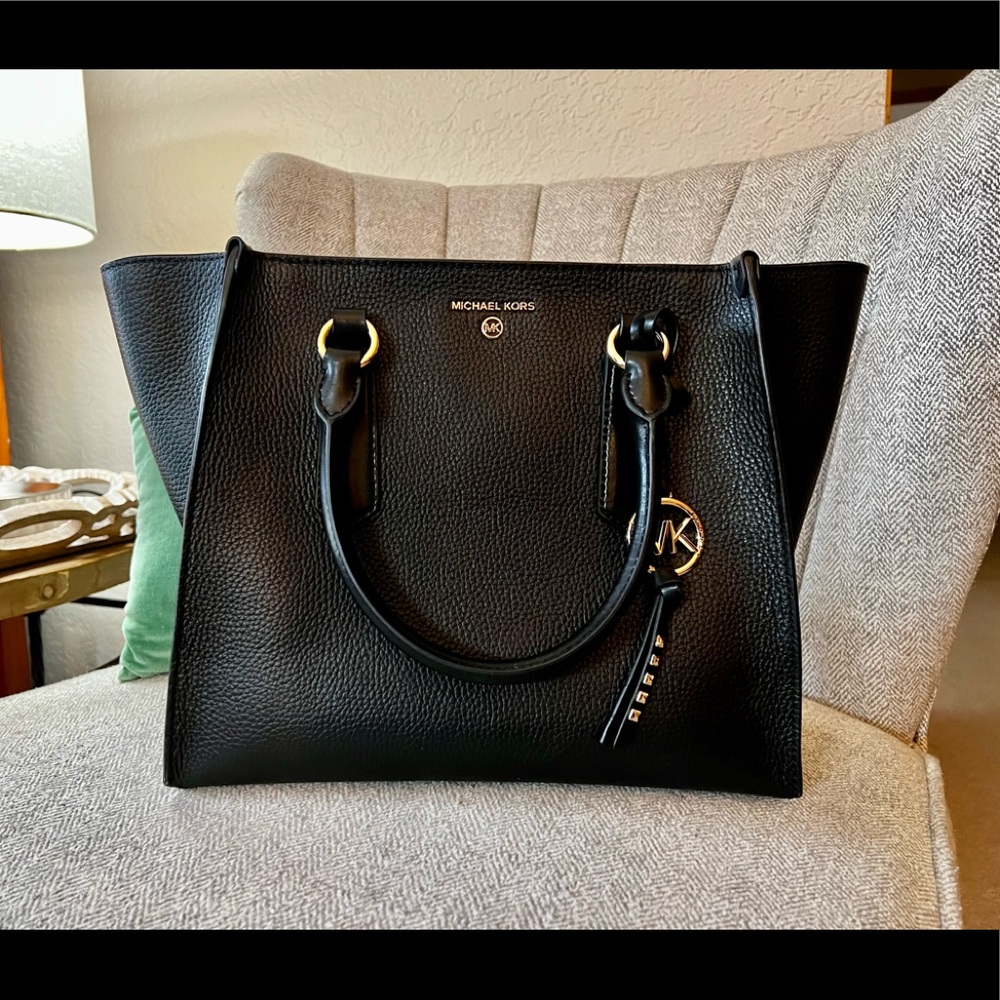 Michael Kors Kris Pebble Embossed Leather Large Satchel • NWOT